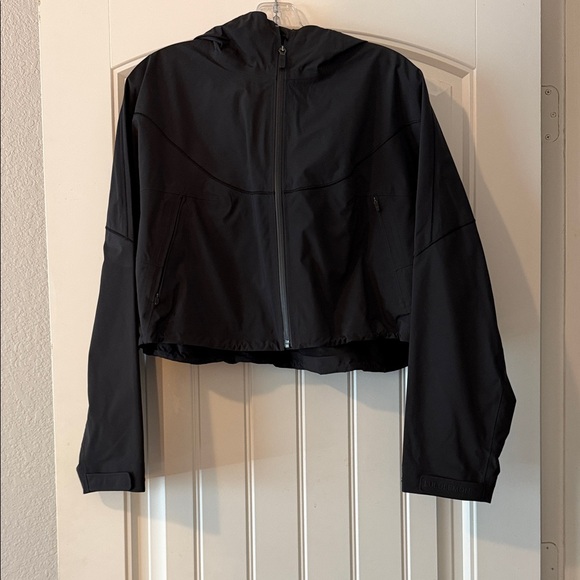 Lululemon Cropped Jacket - Picture 6 of 10